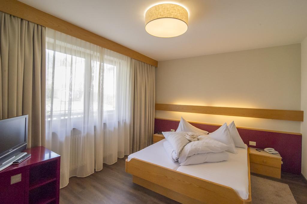 Garni Hotel Kessler تيرولو المظهر الخارجي الصورة